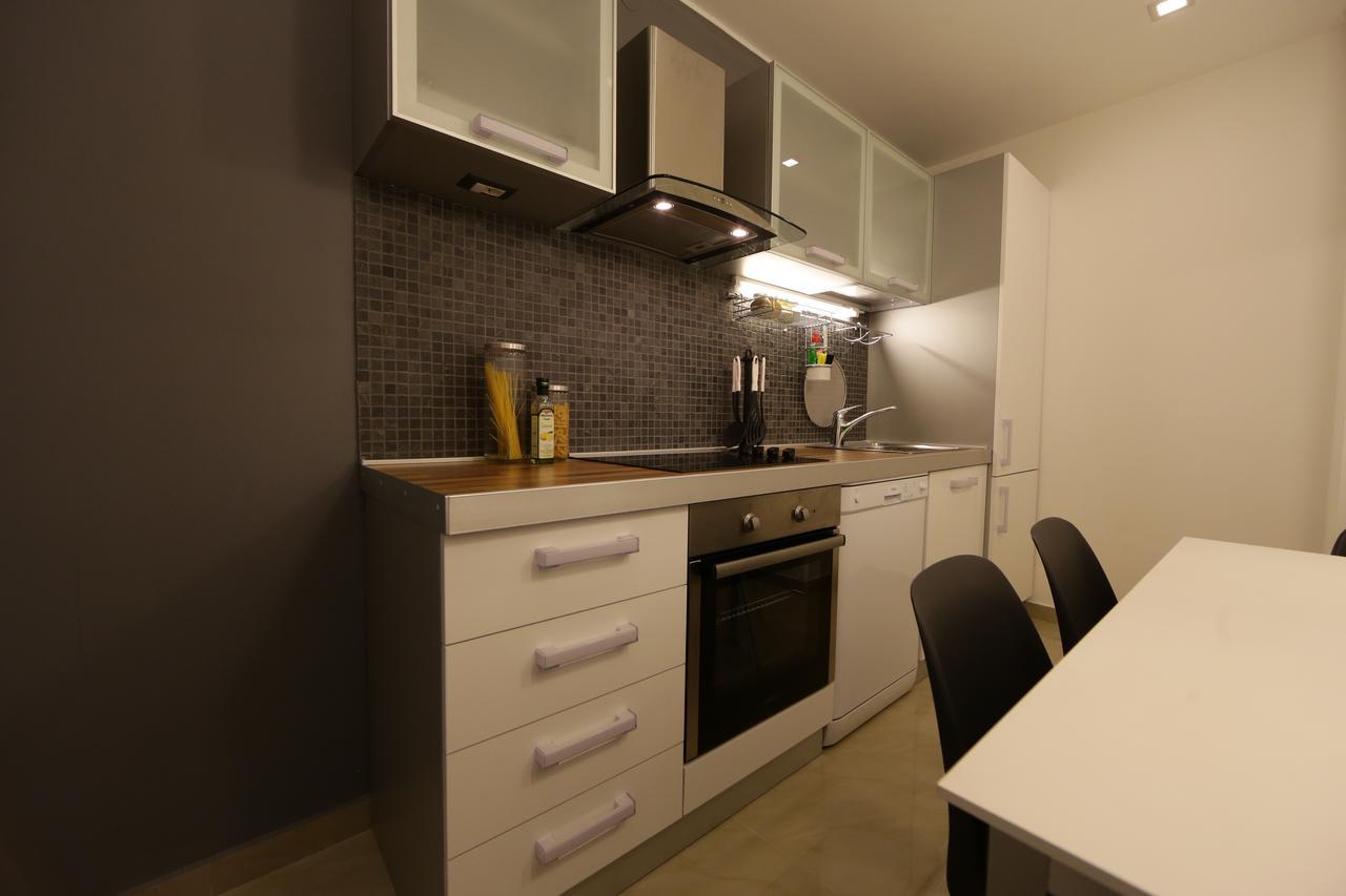 Apartment Piano Белград Екстериор снимка